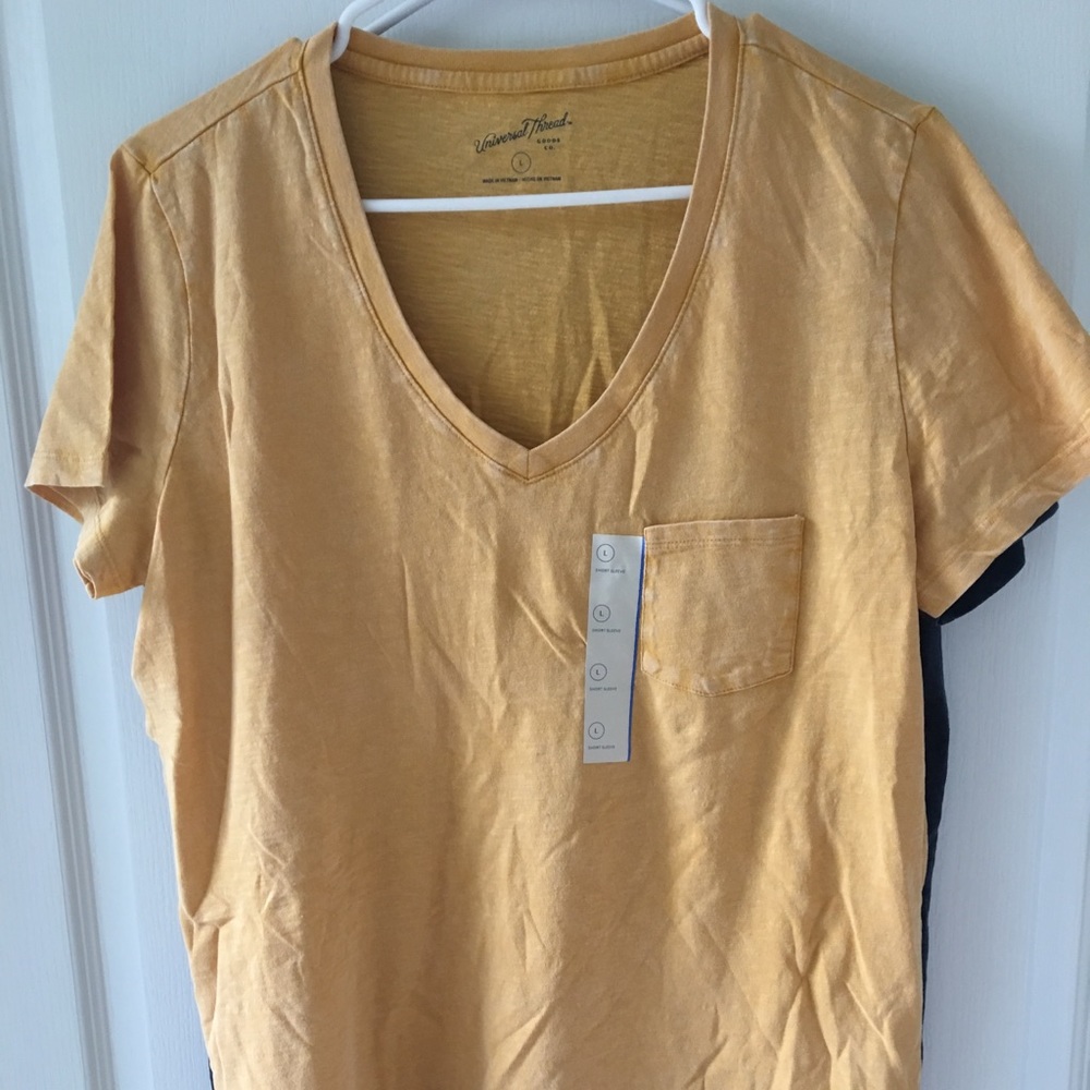Universal Thread V- Neck